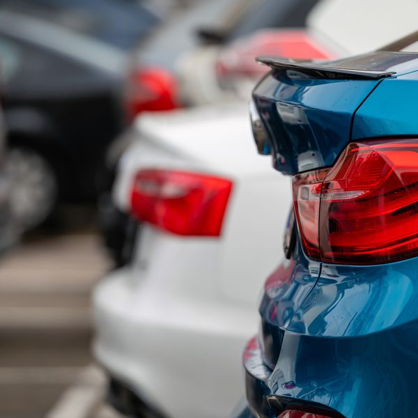 Parking extérieur + service voiturier